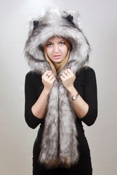 Волкошапка,  шапка с ушками по низкой цене!