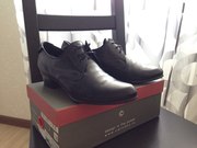 Продам б/у женские ботинки 38 размера
