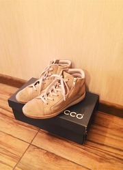 Женские кроссовки Ecco