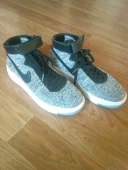 Продам кроссовки NIKE AIR FORCE 1 ULTRA.