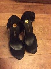 Женские туфли River Island продам
