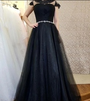 Выпускное платье черного цвета